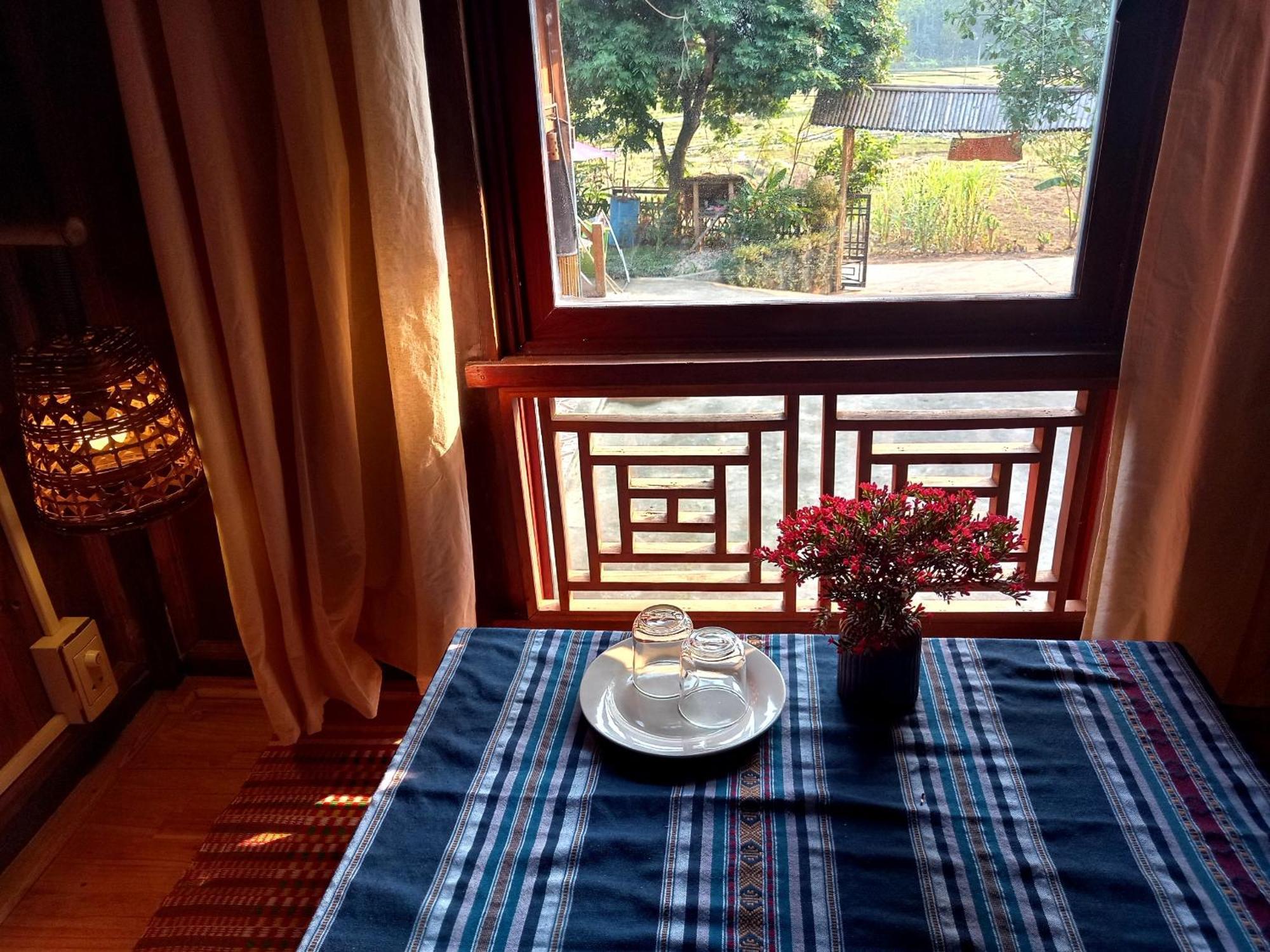 Nha Tan - Mai Chau Homestay And Tours 外观 照片