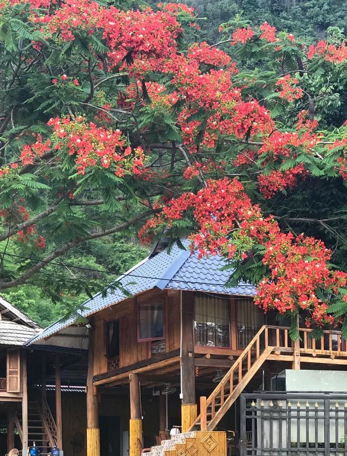 Nha Tan - Mai Chau Homestay And Tours 外观 照片